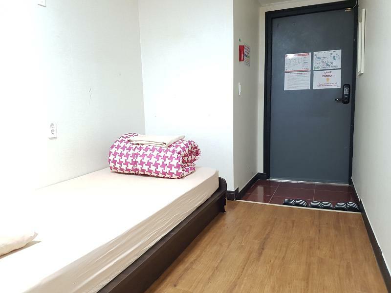 Kimchee Busan Downtown Guesthouse Esterno foto